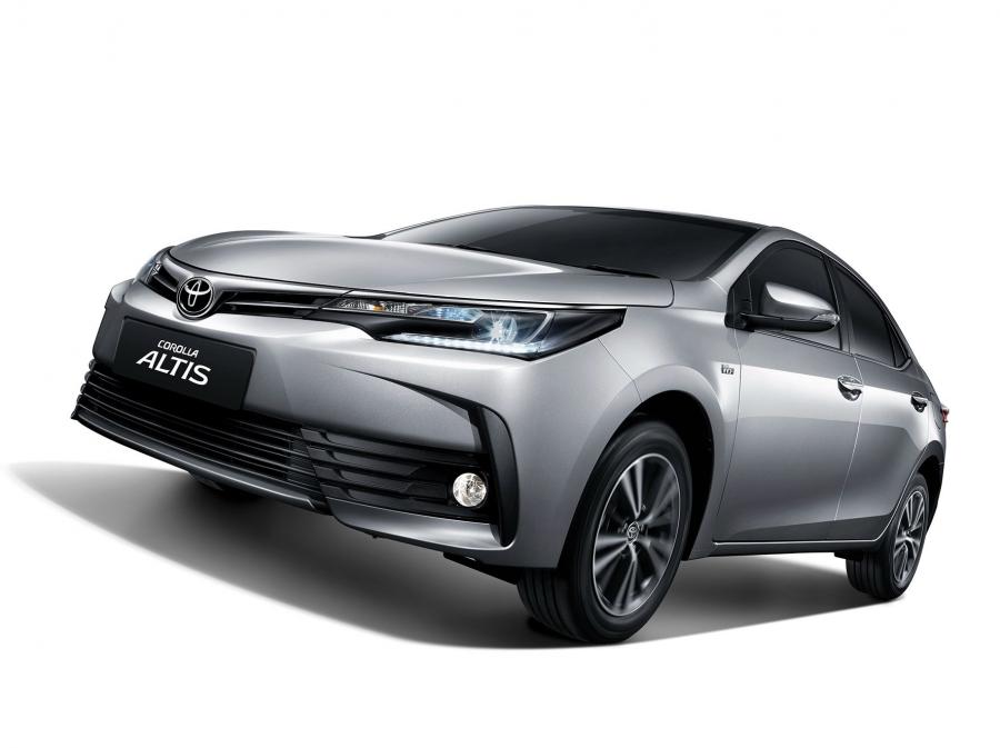  Toyota Corolla Altis 2016 года  (фото 1 из 4)